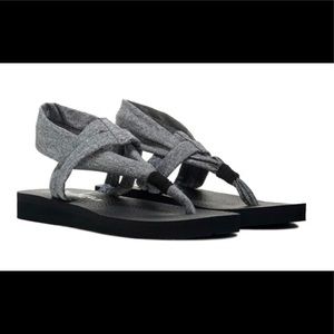 Skechers Yoga 🧘‍♀️ Foam shoes